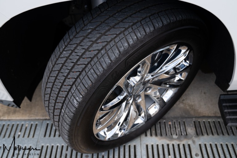 Used-2021-Cadillac-Escalade-Premium-Luxury-Jackson-MS