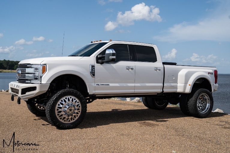 Used-2019-Ford-Super-Duty-F-350-DRW-Platinum-for-sale-Jackson-MS