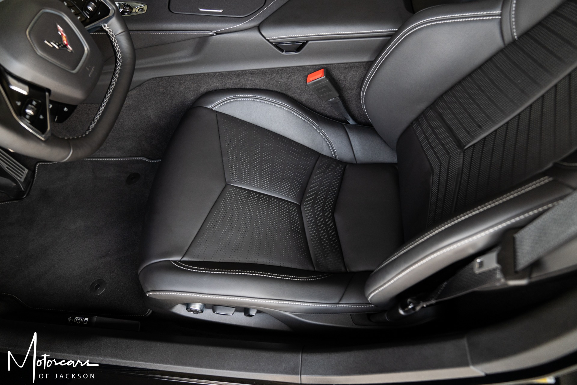 Used-2020-Chevrolet-Corvette-Convertible-2LT-Z51-for-sale-Jackson-MS