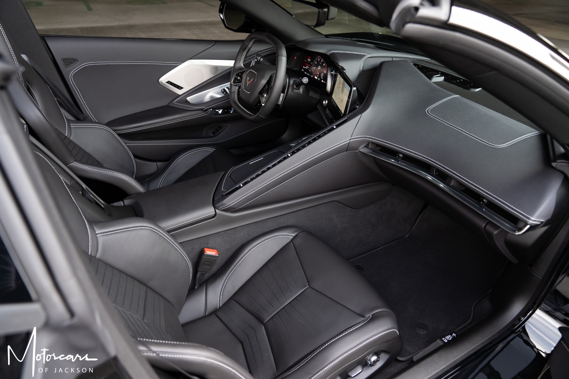 Used-2020-Chevrolet-Corvette-Convertible-2LT-Z51-for-sale-Jackson-MS