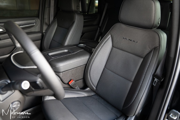 Used-2021-GMC-Yukon-Denali-4WD-Jackson-MS