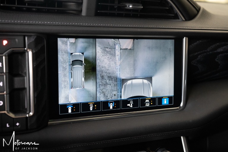 Used-2021-GMC-Yukon-Denali-4WD-Jackson-MS