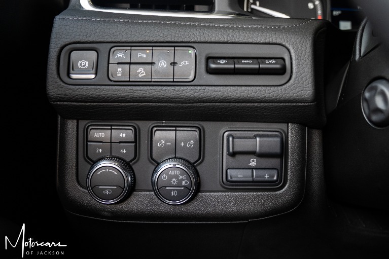 Used-2021-GMC-Yukon-Denali-4WD-Jackson-MS