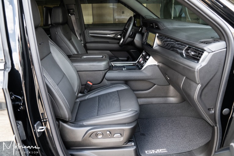 Used-2021-GMC-Yukon-Denali-4WD-for-sale-Jackson-MS