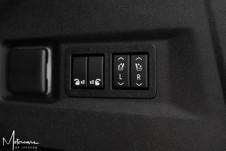 Used-2021-GMC-Yukon-Denali-4WD-for-sale-Jackson-MS
