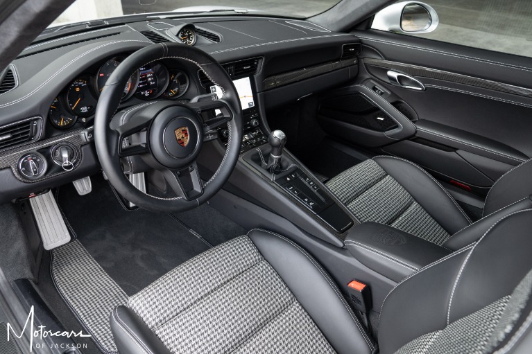 Used-2018-Porsche-911-GT3-Touring-for-sale-Jackson-MS