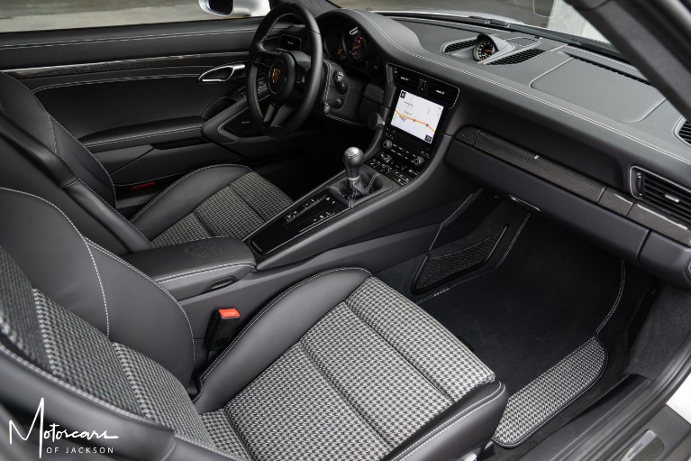 Used-2018-Porsche-911-GT3-Touring-for-sale-Jackson-MS