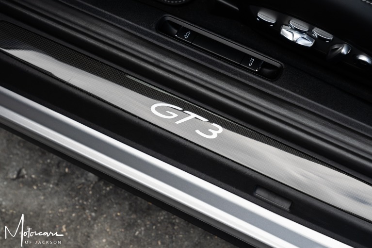 Used-2018-Porsche-911-GT3-Touring-for-sale-Jackson-MS