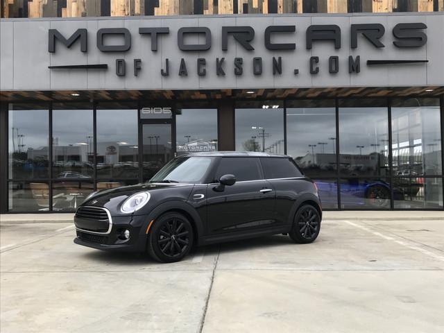 Used-2016-MINI-Cooper-Hardtop-Jackson-MS