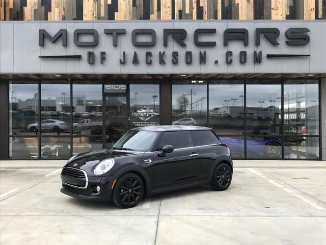 Used-2016-MINI-Cooper-Hardtop-for-sale-Jackson-MS