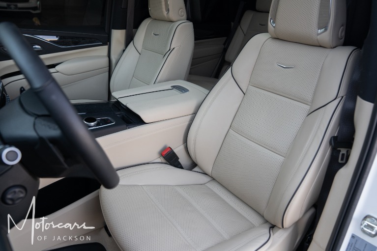 Used-2021-Cadillac-Escalade-Premium-Luxury-4WD-Jackson-MS