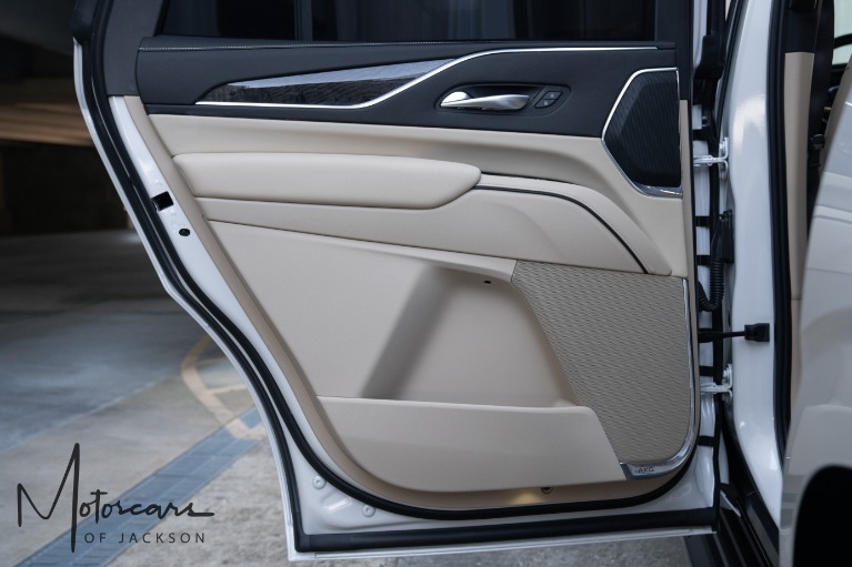Used-2021-Cadillac-Escalade-Premium-Luxury-4WD-Jackson-MS