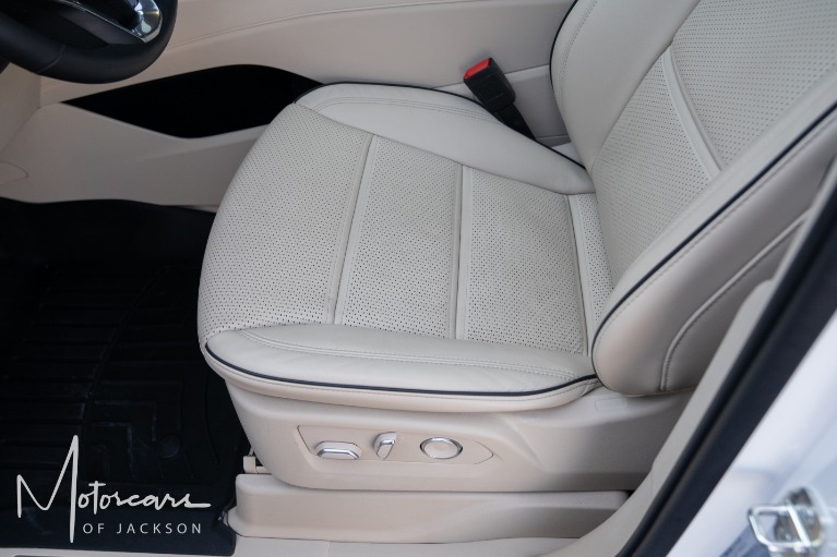 Used-2021-Cadillac-Escalade-Premium-Luxury-4WD-for-sale-Jackson-MS