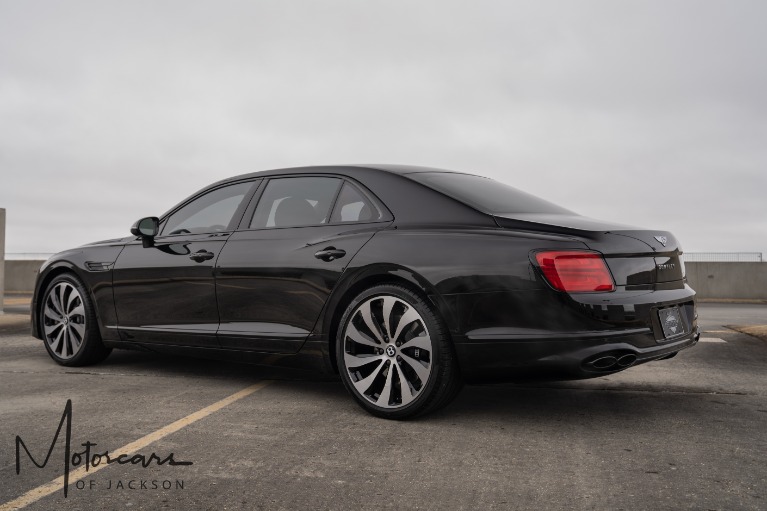 Used-2021-Bentley-Flying-Spur-V8-Mulliner-Jackson-MS