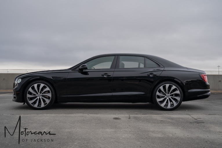 Used-2021-Bentley-Flying-Spur-V8-Mulliner-for-sale-Jackson-MS