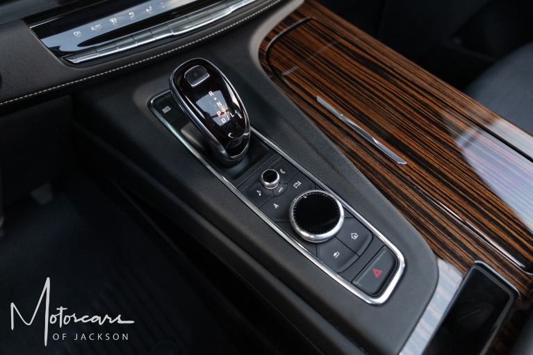 Used-2021-Cadillac-Escalade-Premium-Luxury-Jackson-MS