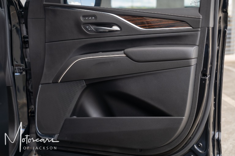 Used-2021-Cadillac-Escalade-Premium-Luxury-for-sale-Jackson-MS