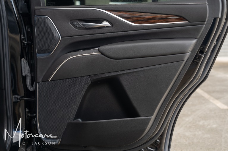 Used-2021-Cadillac-Escalade-4WD-Premium-Luxury-for-sale-Jackson-MS