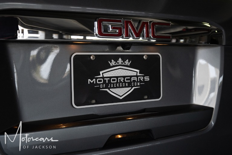 Used-2019-GMC-Yukon-XL-Denali-Jackson-MS