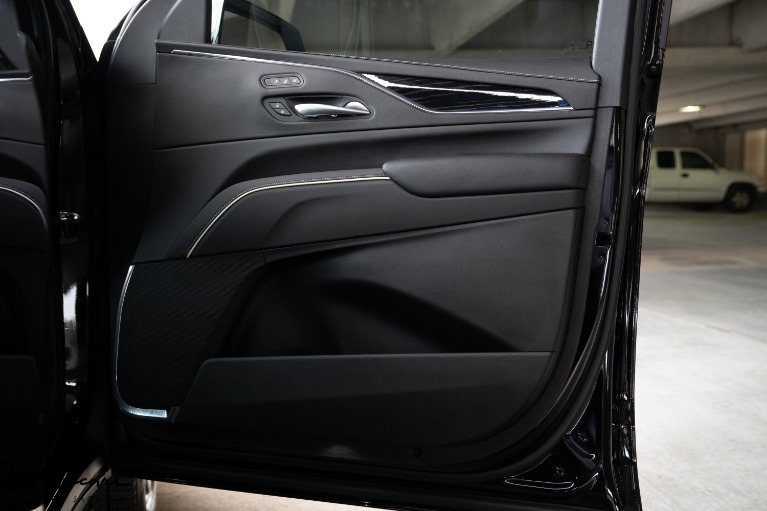 Used-2022-Cadillac-Escalade-Sport-4WD-for-sale-Jackson-MS