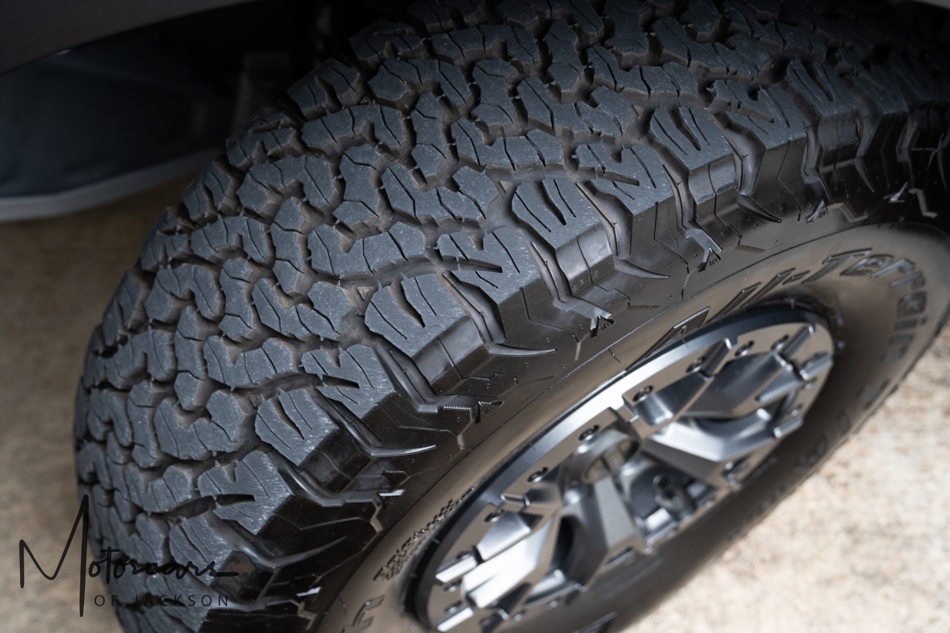Used-2021-Ford-F-150-Raptor-37-Performance-Pkg-for-sale-Jackson-MS