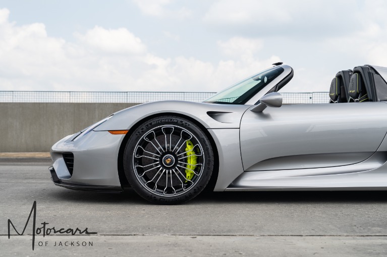 Used-2015-Porsche-918-Spyder-Jackson-MS