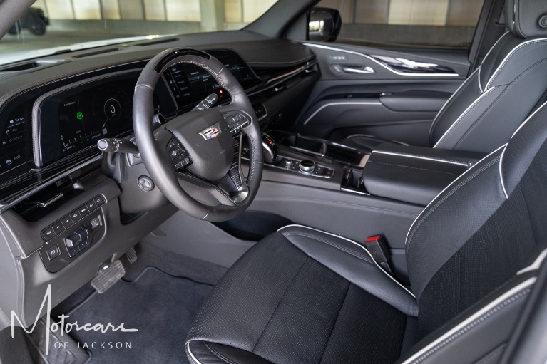 Used-2022-Cadillac-Escalade-Sport-Jackson-MS
