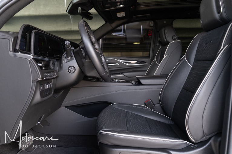 Used-2022-Cadillac-Escalade-Sport-Jackson-MS