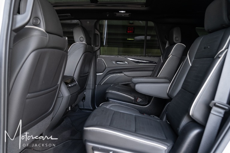 Used-2022-Cadillac-Escalade-Sport-Jackson-MS