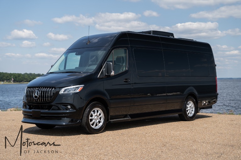 Used-2023-Mercedes-Benz-Sprinter-BRABUS-Custom-Coach-Lux-Cruiser-Eco-Revolution-Limousine-for-sale-Jackson-MS