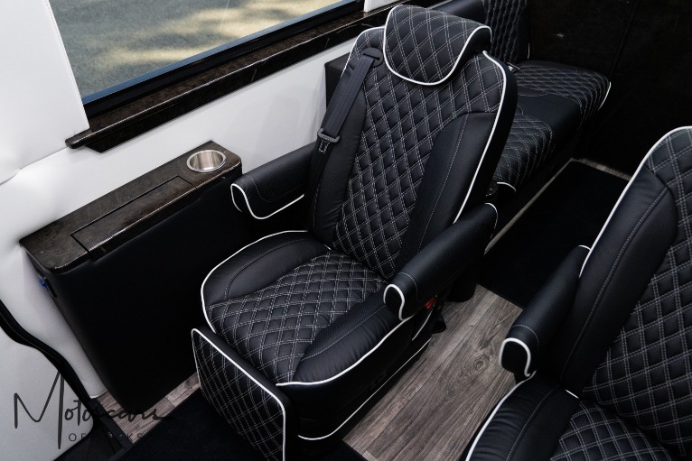Used-2023-Mercedes-Benz-Sprinter-BRABUS-Custom-Coach-Lux-Cruiser-Eco-Revolution-Limousine-for-sale-Jackson-MS