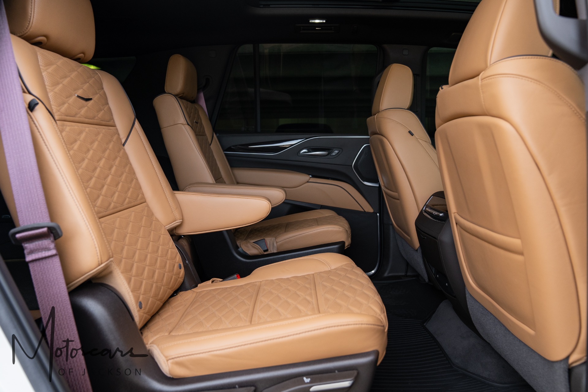 Used-2022-Cadillac-Escalade-4WD-Premium-Luxury-Jackson-MS