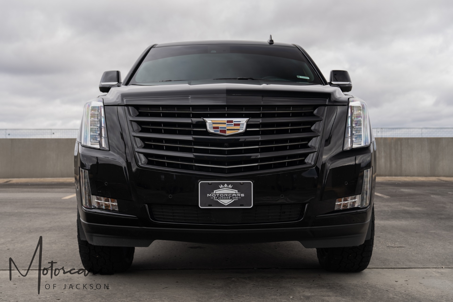 Used-2020-Cadillac-Escalade-Platinum-w/-Sport-Package-for-sale-Jackson-MS