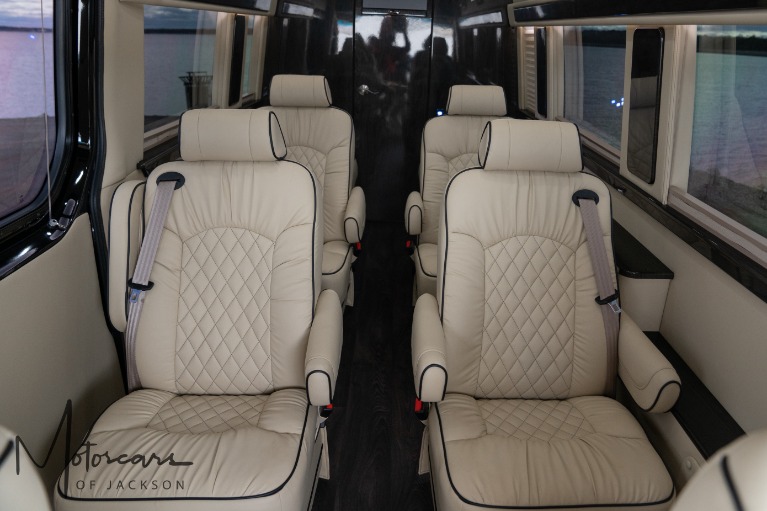 Used-2019-Mercedes-Benz-Sprinter-DayCruiser-for-sale-Jackson-MS