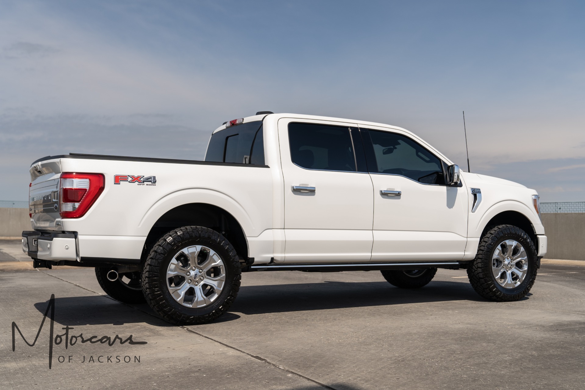 Used-2023-Ford-F-150-Platinum-4x4-Supercrew-for-sale-Jackson-MS