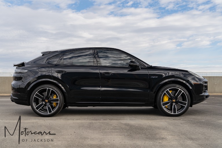 Used-2021-Porsche-Cayenne-Turbo-S-E-Hybrid-Coupe-for-sale-Jackson-MS