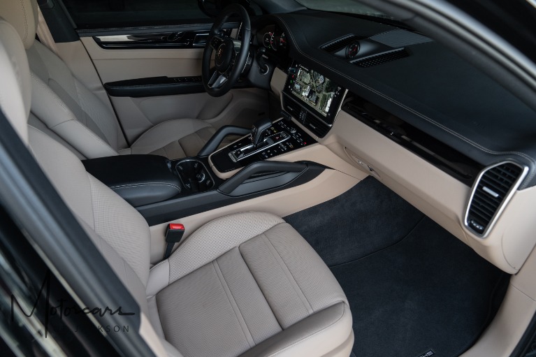 Used-2023-Porsche-Cayenne-Platinum-Edition-for-sale-Jackson-MS
