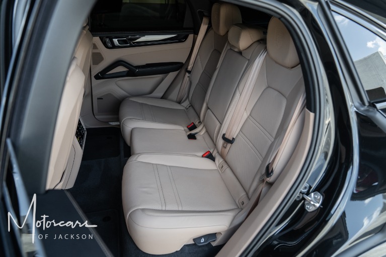 Used-2023-Porsche-Cayenne-Platinum-Edition-Jackson-MS
