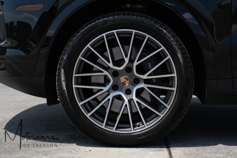 Used-2023-Porsche-Cayenne-Platinum-Edition-Jackson-MS