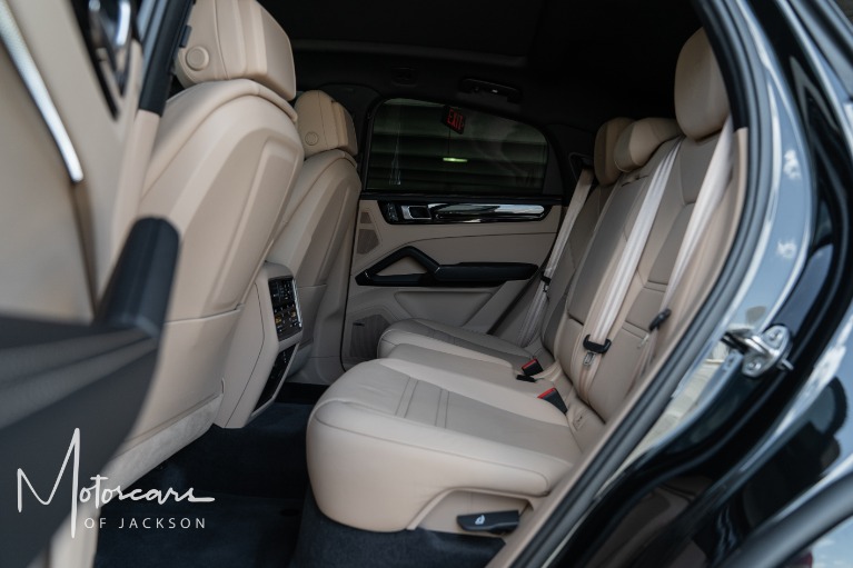 Used-2023-Porsche-Cayenne-Platinum-Edition-Jackson-MS