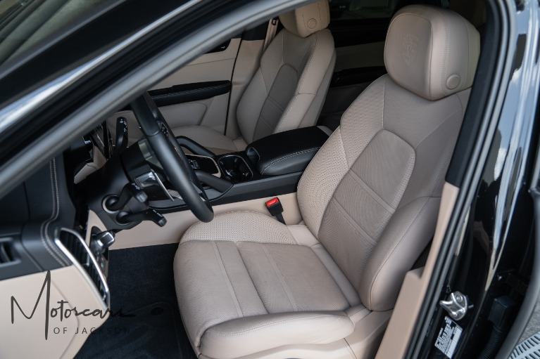 Used-2023-Porsche-Cayenne-Platinum-Edition-Jackson-MS