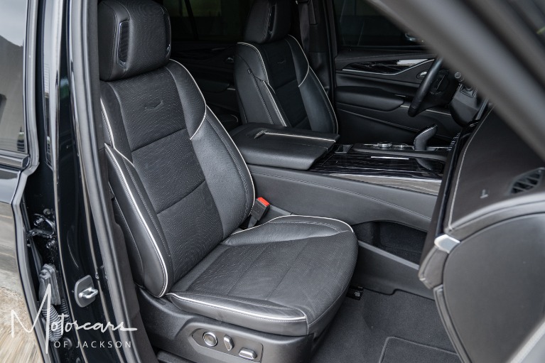 Used-2021-Cadillac-Escalade-Sport-for-sale-Jackson-MS
