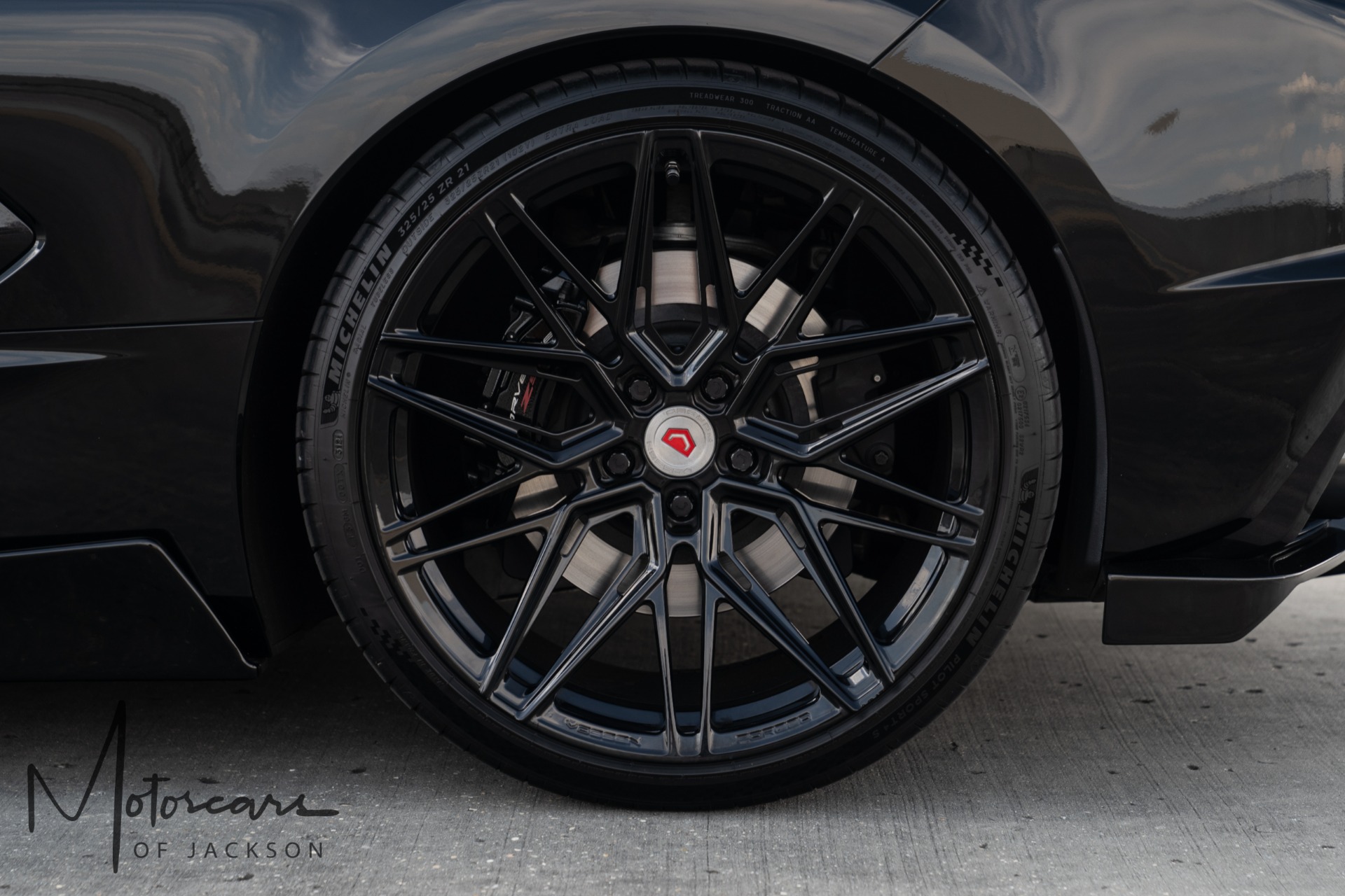 Used-2020-Chevrolet-Corvette-2LT---Carbon-Aerokit-w/-Butterfly-Doors-Jackson-MS