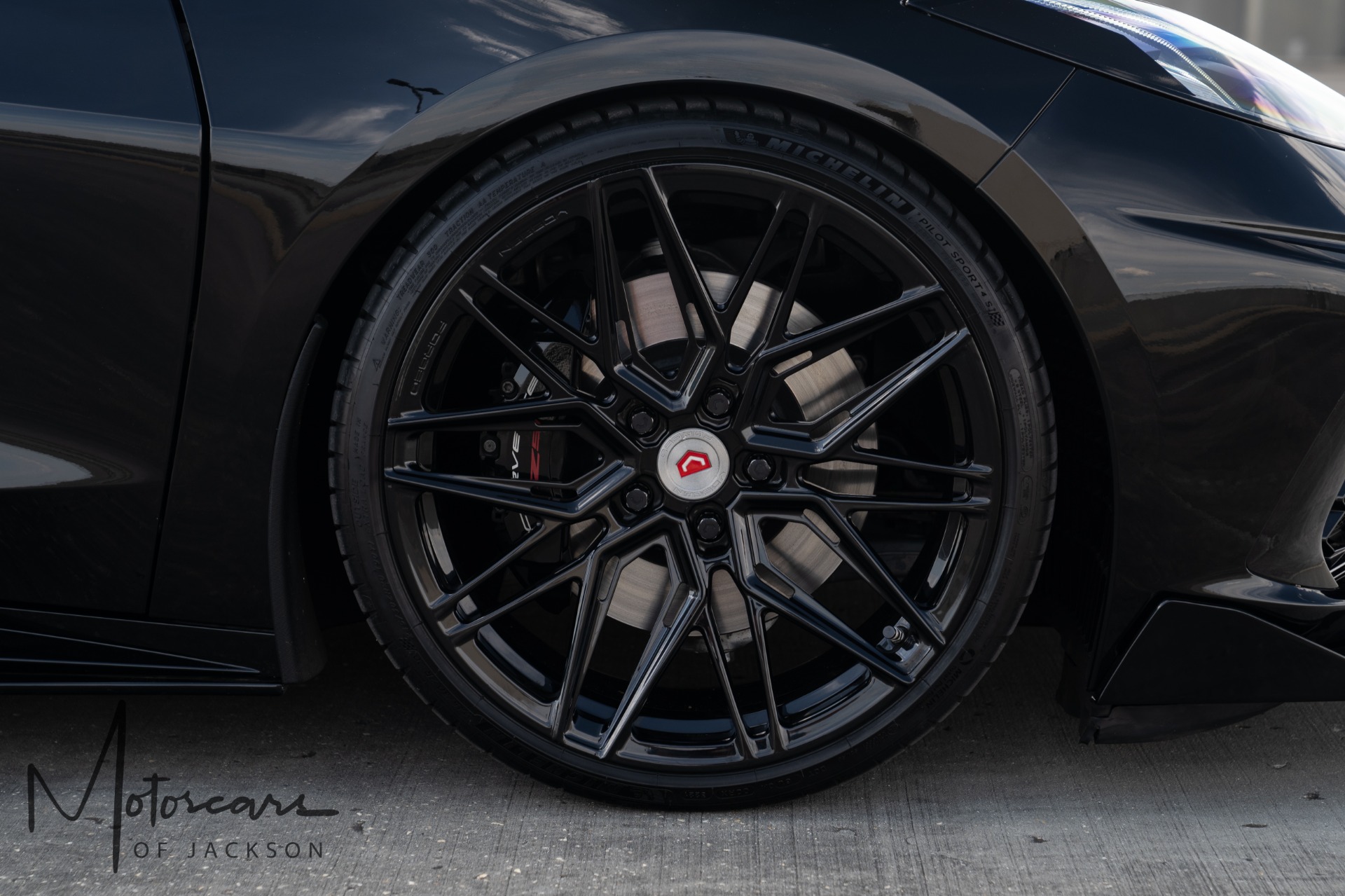 Used-2020-Chevrolet-Corvette-2LT---Carbon-Aerokit-w/-Butterfly-Doors-Jackson-MS