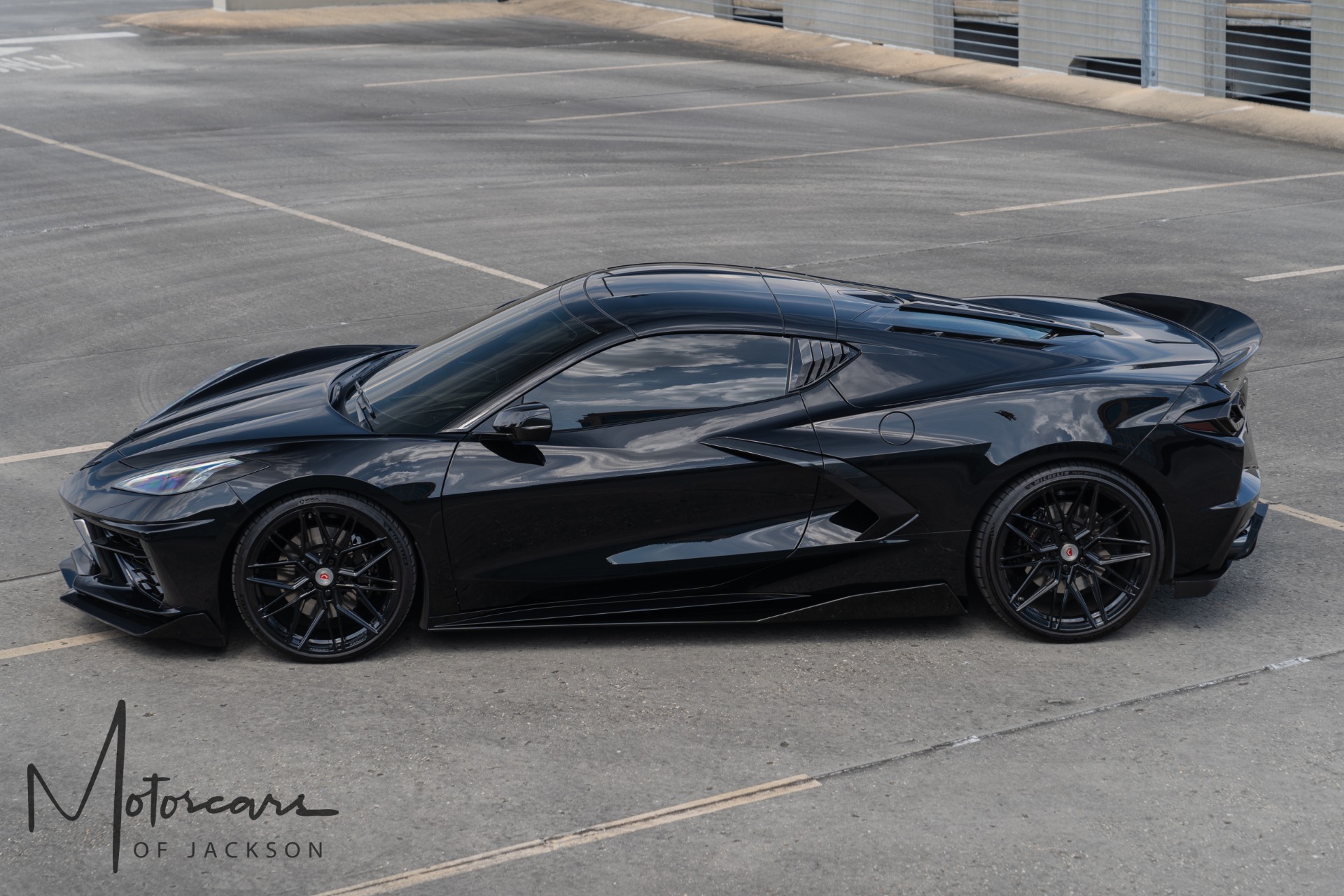 Used-2020-Chevrolet-Corvette-2LT---Carbon-Aerokit-w/-Butterfly-Doors-for-sale-Jackson-MS