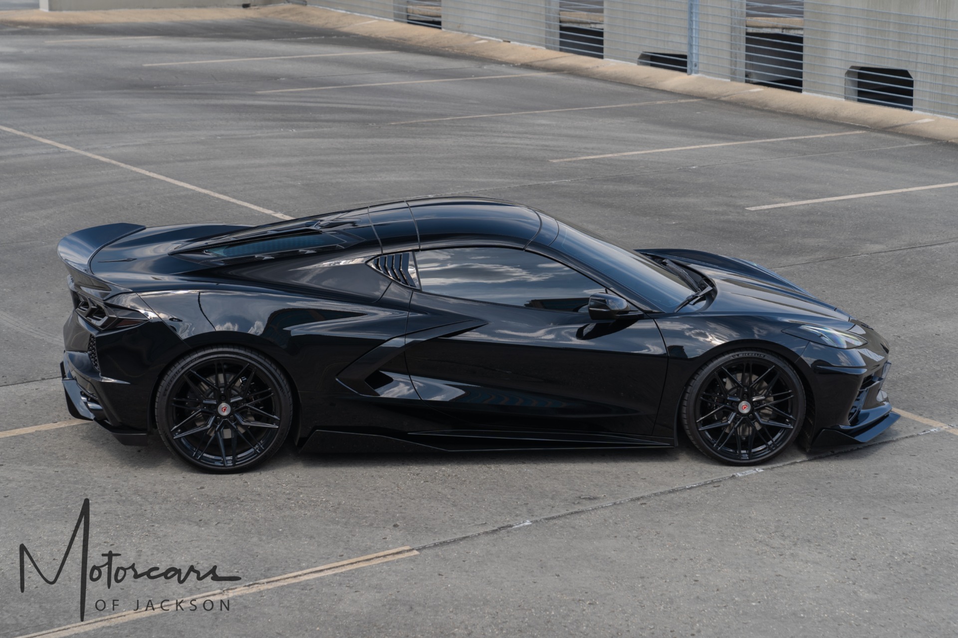 Used-2020-Chevrolet-Corvette-2LT---Carbon-Aerokit-w/-Butterfly-Doors-Jackson-MS