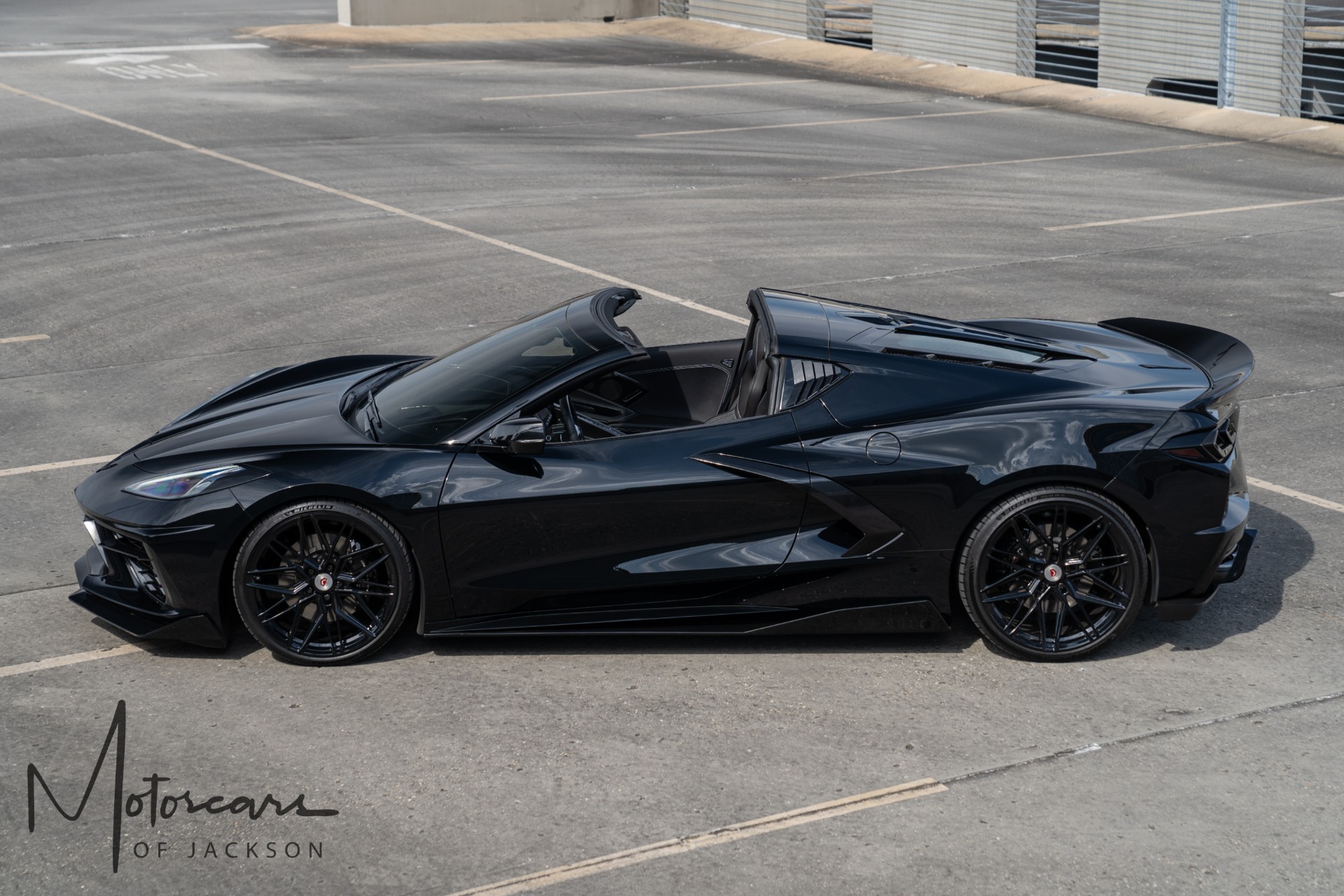 Used-2020-Chevrolet-Corvette-2LT---Carbon-Aerokit-w/-Butterfly-Doors-Jackson-MS
