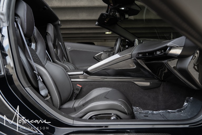 Used-2020-Chevrolet-Corvette-2LT---Carbon-Aerokit-w/-Butterfly-Doors-Jackson-MS