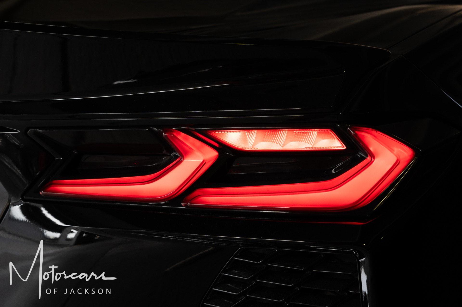 Used-2020-Chevrolet-Corvette-2LT---Carbon-Aerokit-w/-Butterfly-Doors-Jackson-MS