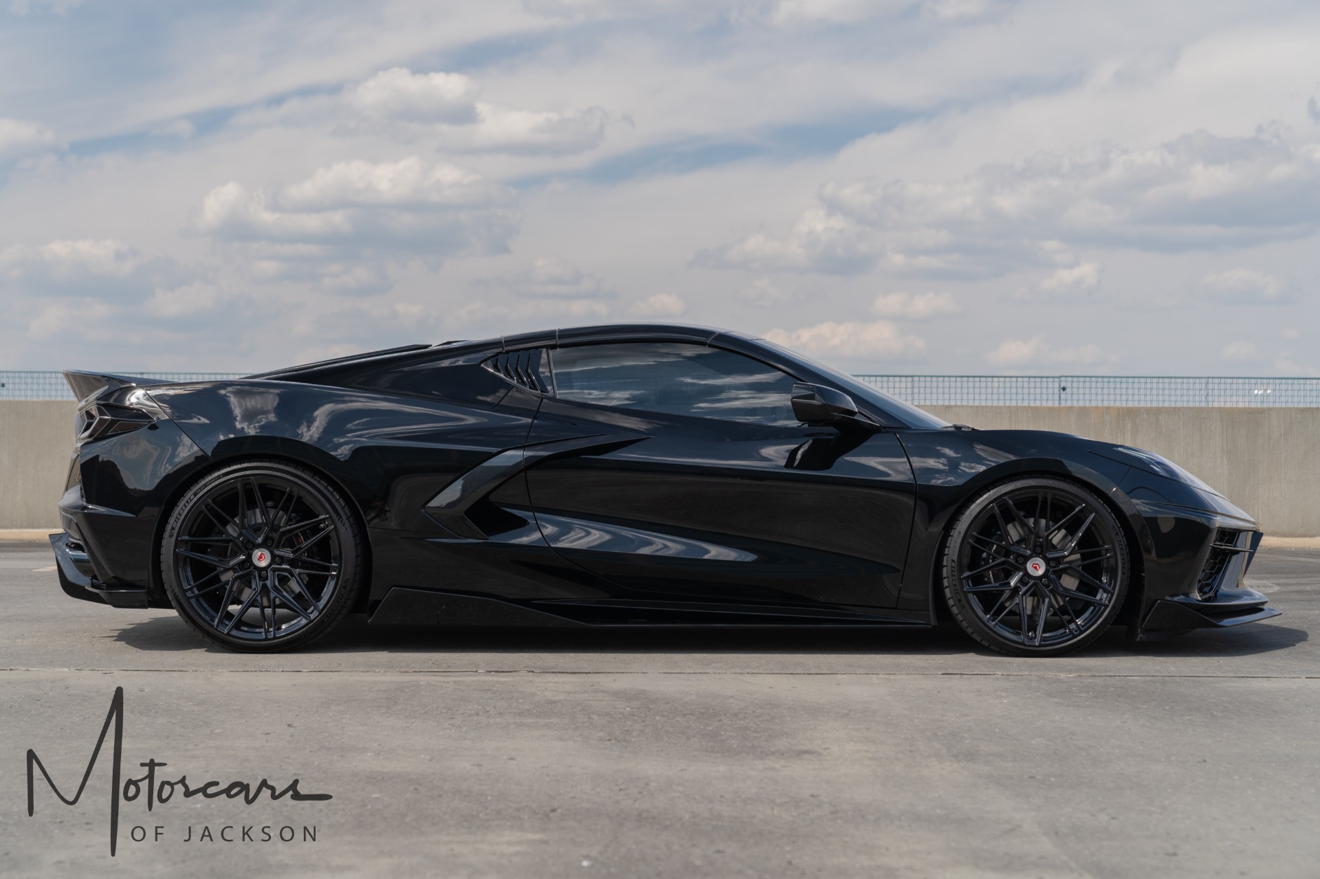 Used-2020-Chevrolet-Corvette-2LT---Carbon-Aerokit-w/-Butterfly-Doors-Jackson-MS